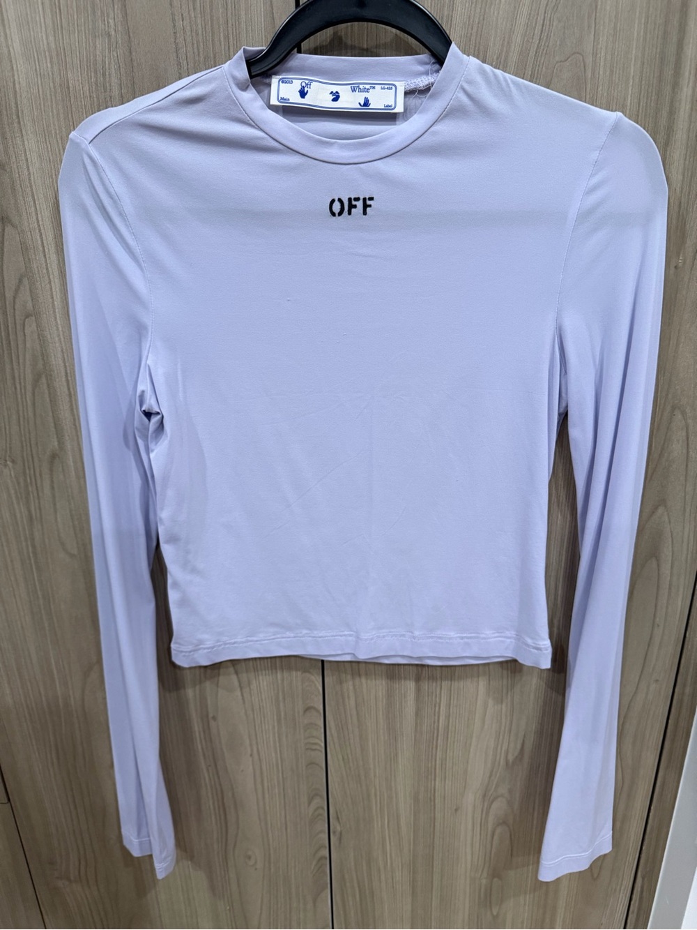 Off-white top